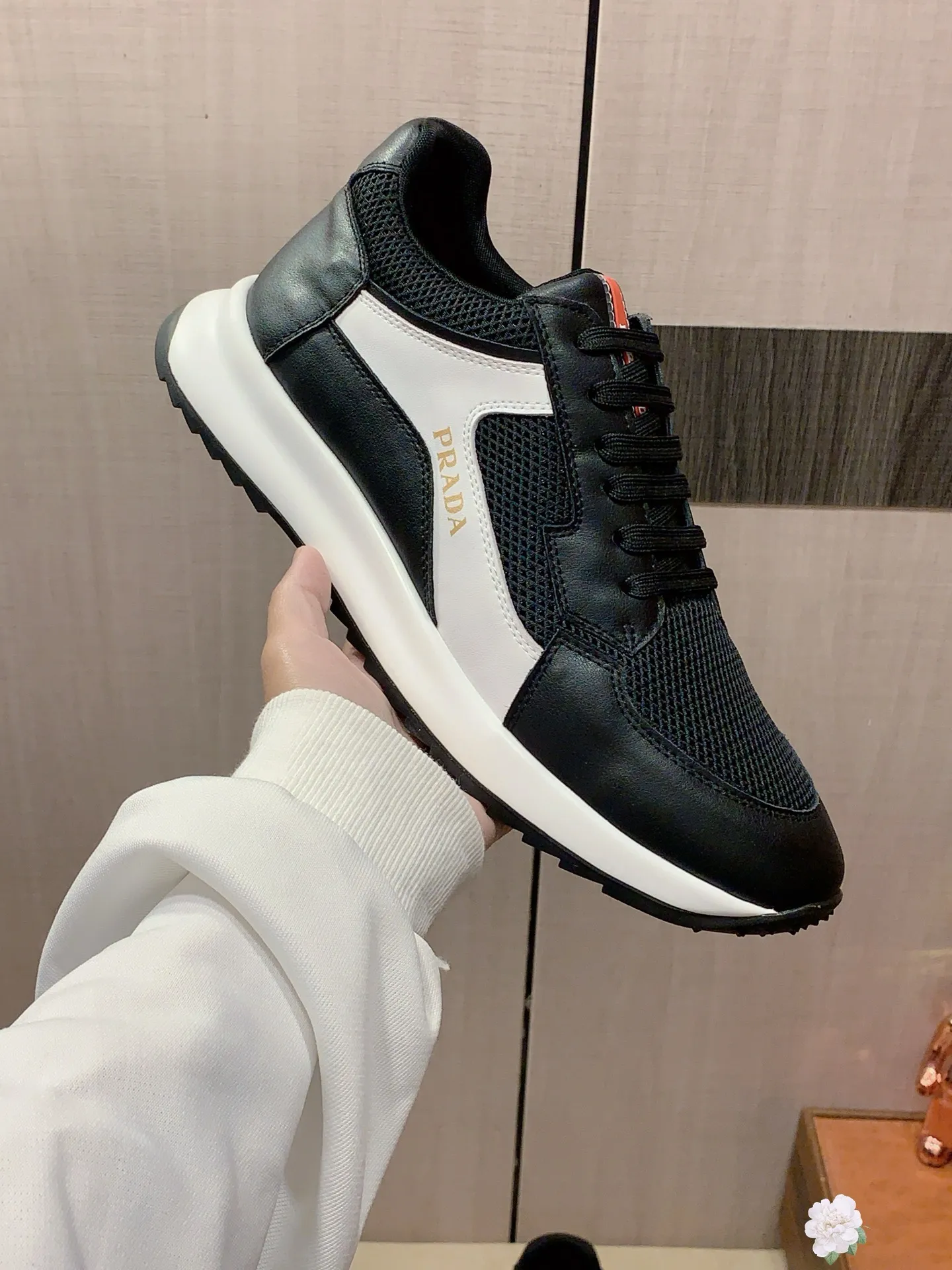 Men's shoes 💰460💰💰🎩🎩[Lightning][Lightning] "Prada PRADA*" latest hot style casual shoes, top brand [seduce] luxury~purchase, top~quality. [Strong] The upper is made of imported breathable cowhide with material ➕ breathable sheepskin feet (•) and fine workmanship. The original stylish and stylish soft rubber wear-resistant and non-slip outsole is light and comfortable on the feet. The real thing looks better when photographed in person. 0121: code: 38-44, 4️⃣ colors selected